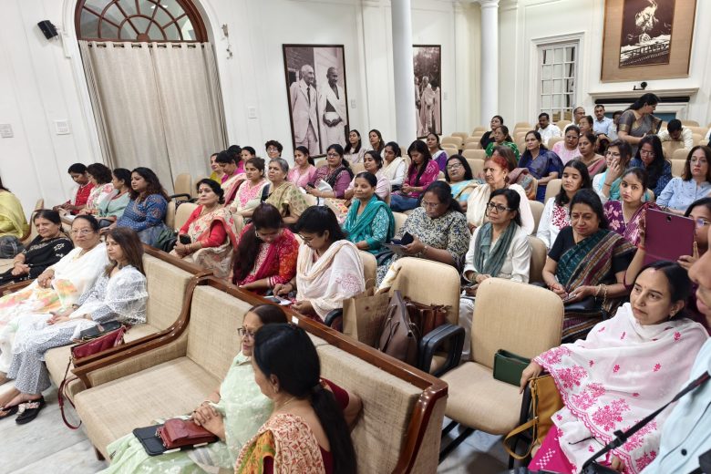 format: 3; filter: 0; fileterIntensity: 0.0; filterMask: 0; captureOrientation: 0;
runfunc: 0; algolist: 0;
multi-frame: 1;
brp_mask:0;
brp_del_th:0.0000,0.0000;
brp_del_sen:0.0000,0.0000;
motionR: 1;
delta:1;
bokeh:1;
module: photo;hw-remosaic: false;touch: (-1.0, -1.0);sceneMode: 12582912;cct_value: 0;AI_Scene: (-1, -1);aec_lux: 279.0;aec_lux_index: 0;albedo:  ;confidence:  ;motionLevel: -1;weatherinfo: weather?null, icon:null, weatherInfo:100;temperature: 37;